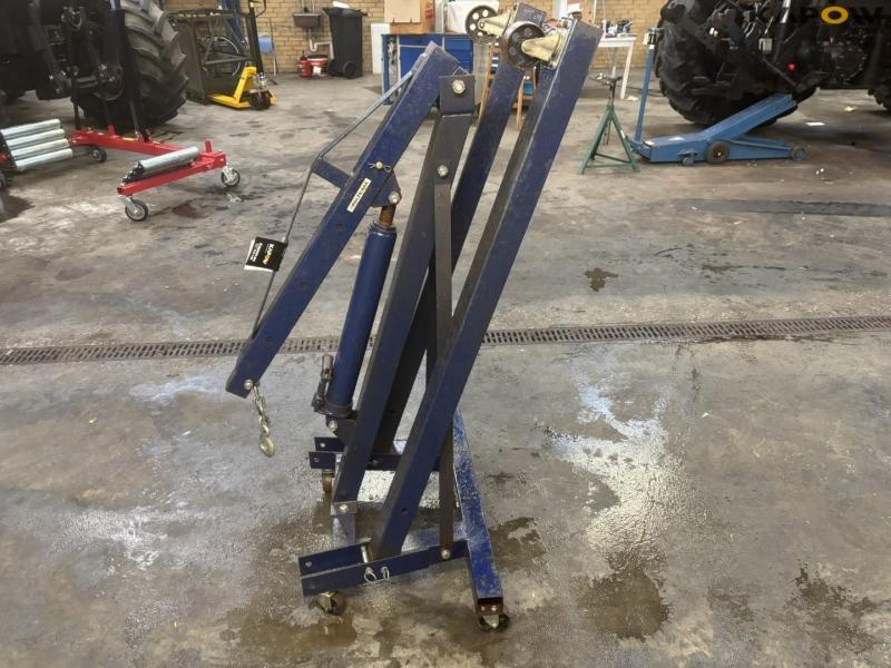 Biltema workshop crane 5