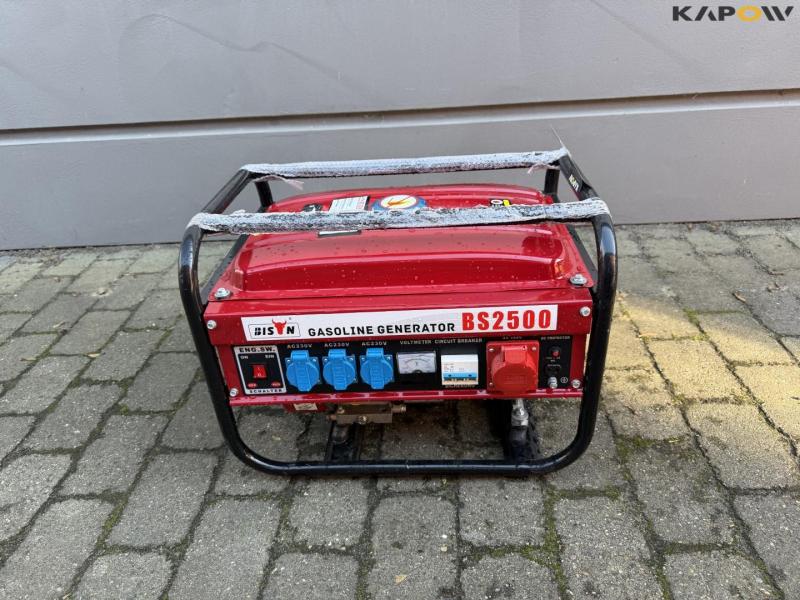 Bison BS2500 gasoline generator 2