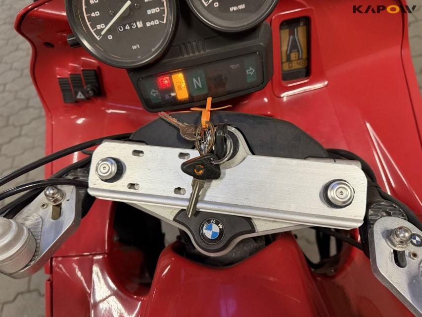 BMW R1100RS motorcycle 31