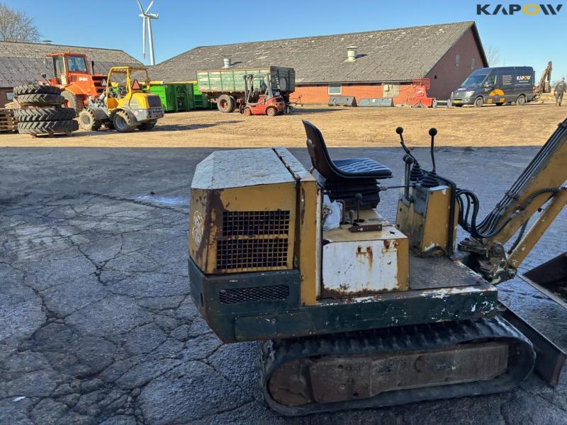 Bobcat 120 mini excavator 7