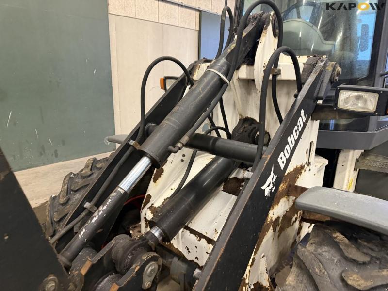 Bobcat AL440D loader 11