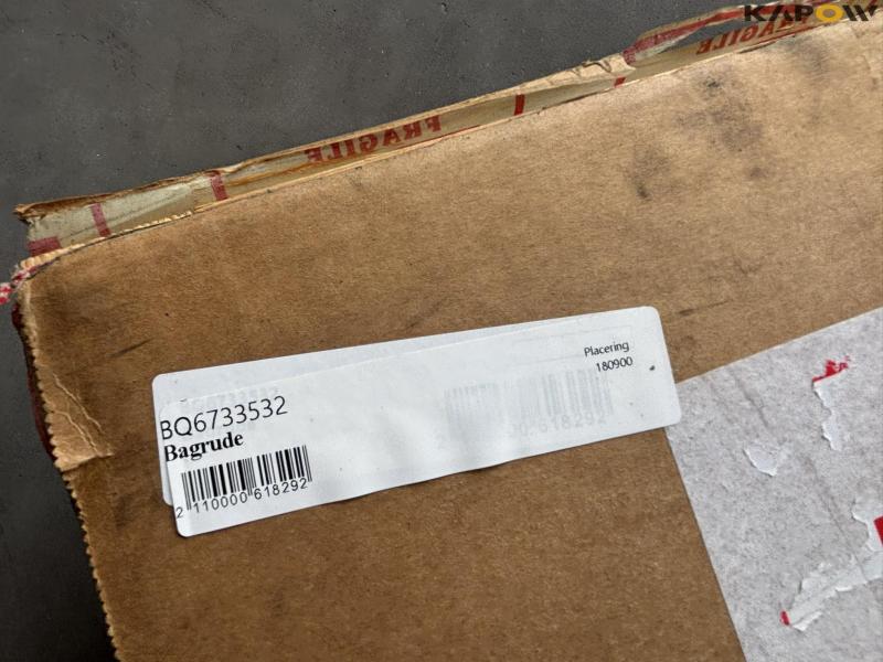 Bobcat rear window - new 5