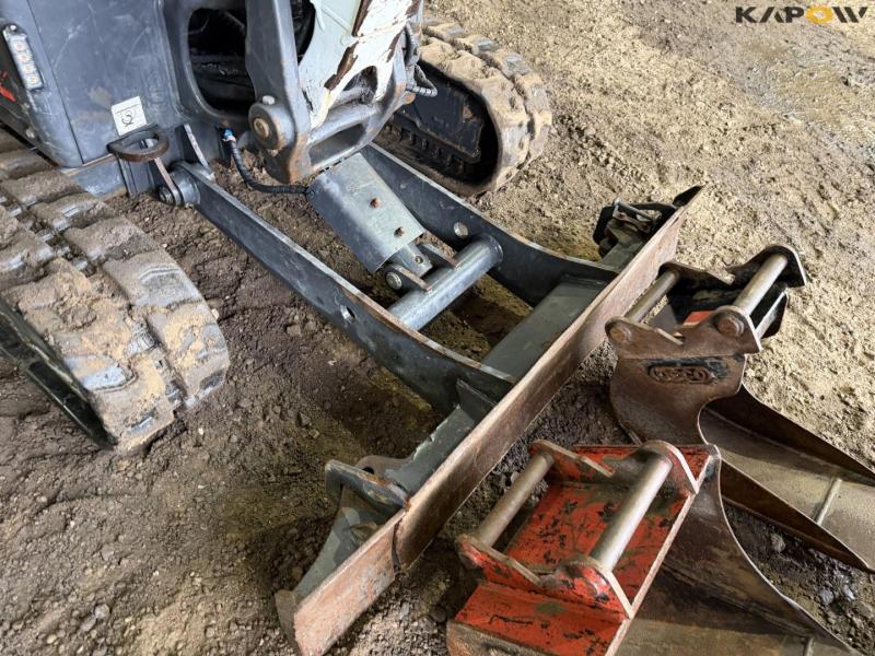 Bobcat E20z mini excavator 18