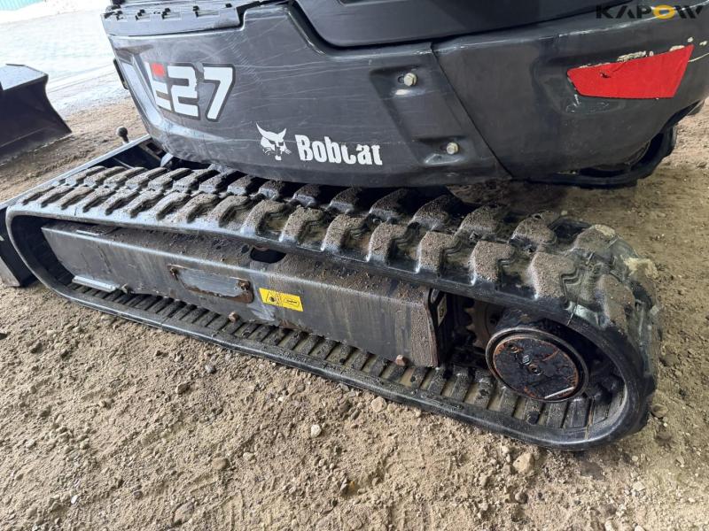 Bobcat E27 mini excavator 49