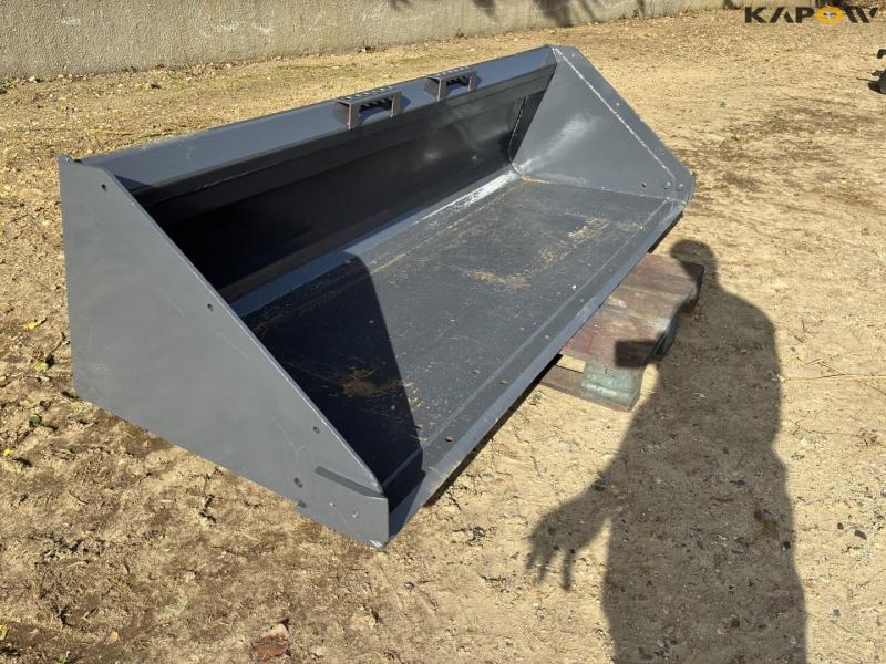 Bobcat earthmoving bucket 225cm 3