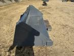 Bobcat earthmoving bucket 225cm 4