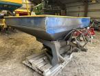 Bøgballe BL 1000 fertilizer spreader 3