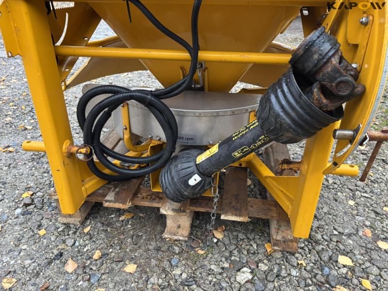 Bøgballe S2 salt spreader 9