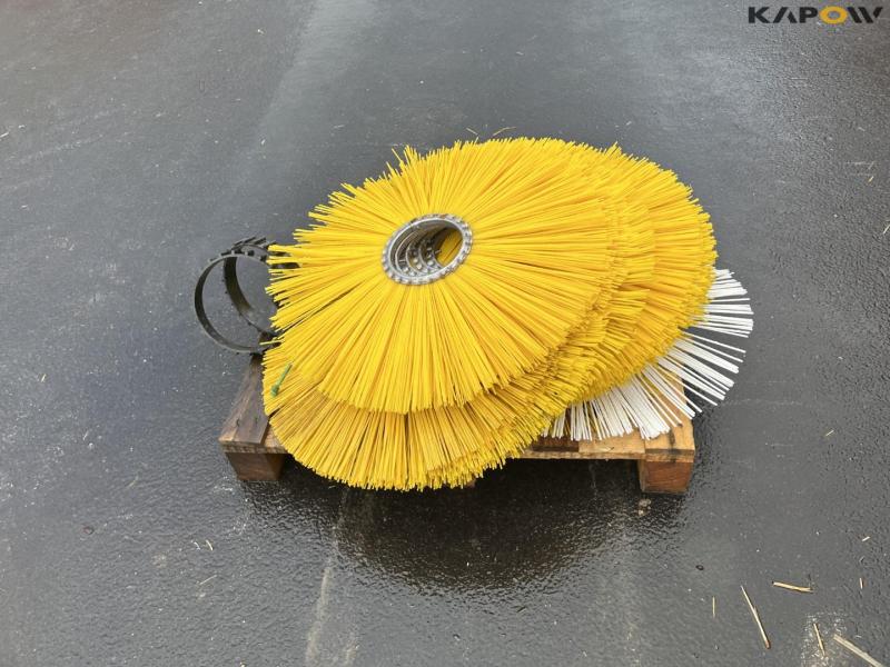 Brushes for brooms 8