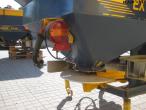 Bogballe EXW 2200 l. fertilizer spreader w. calibrator 13