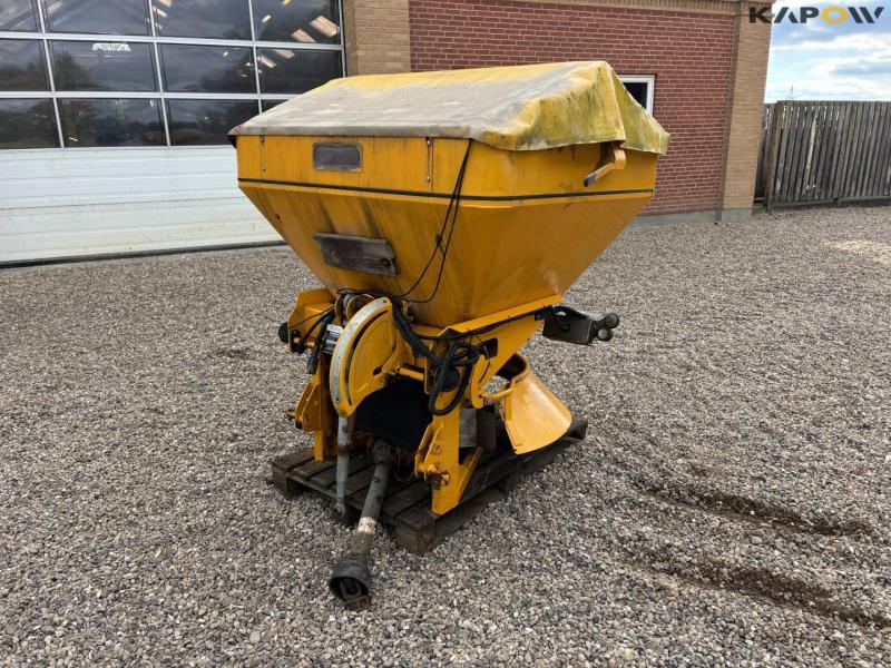 Bogballe salt spreader 1