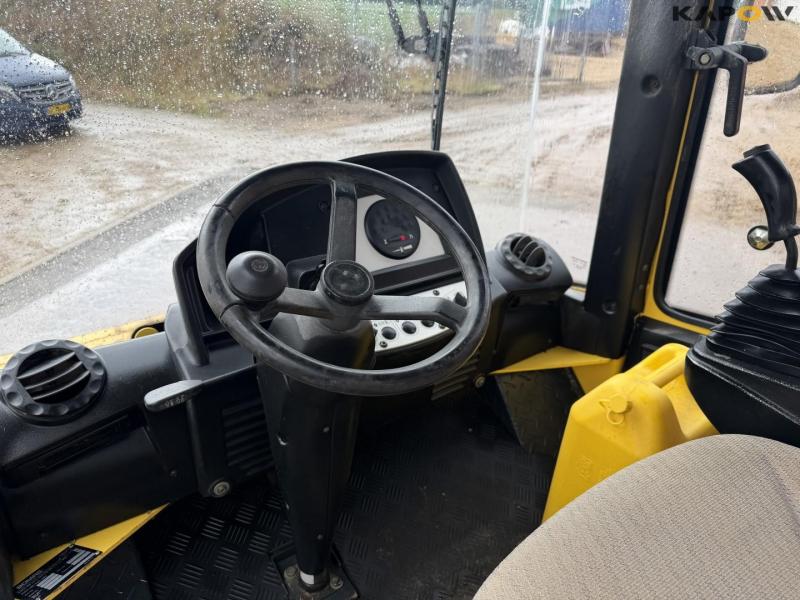 Bomag BW 177 D-4 drum 24