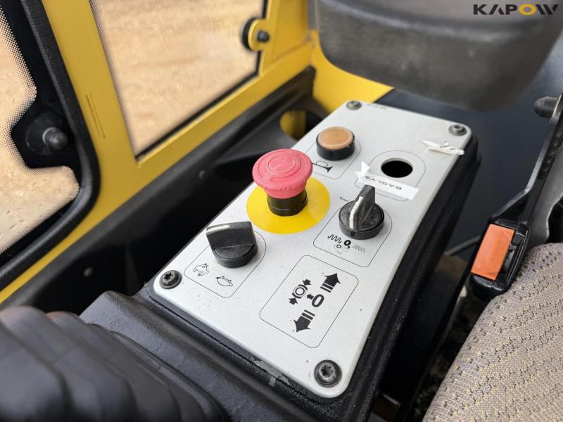Bomag BW 177 D-4 drum 27