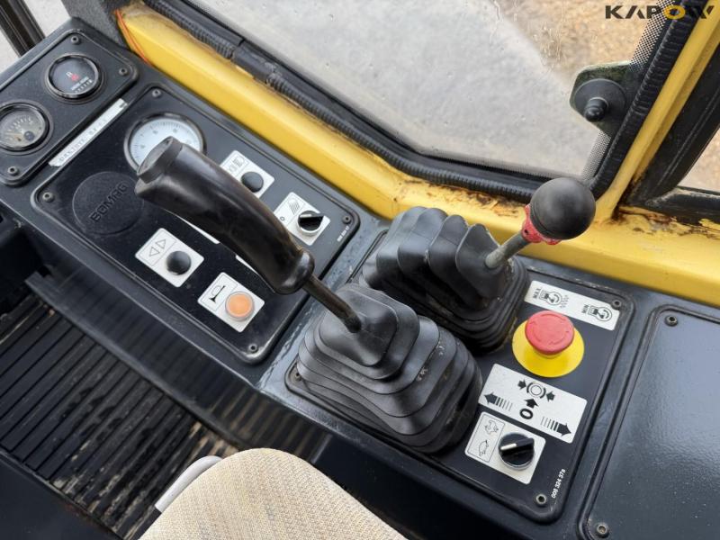 Bomag DW177 D-3 road roller 25
