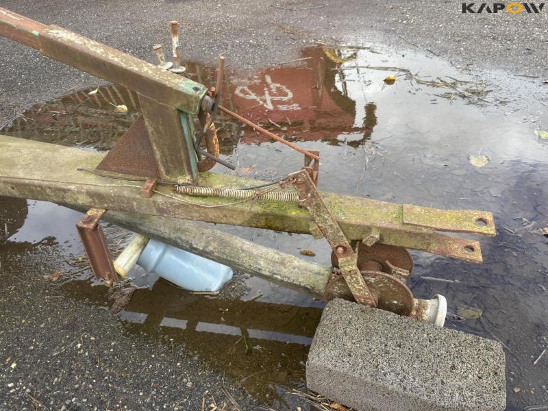 Bording irrigation machine 10