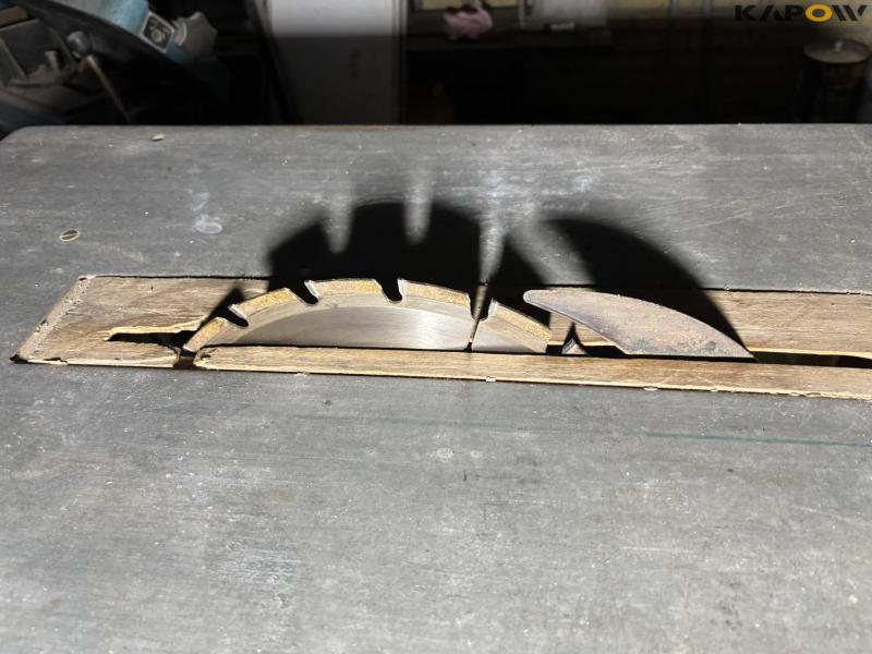 Table saw 17