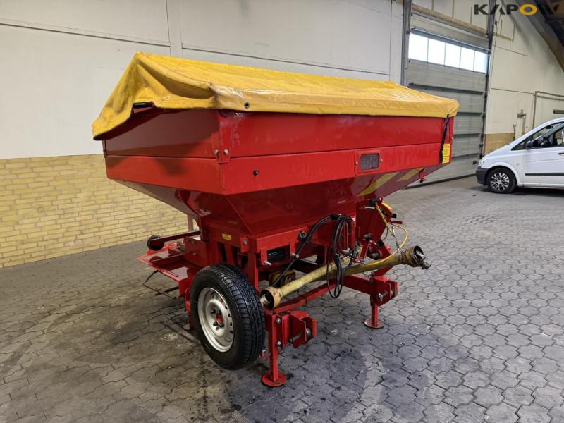 Bredal B2 fertilizer spreader 3