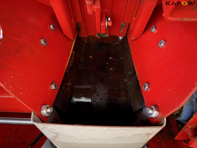 Bredal B2 fertilizer spreader 14