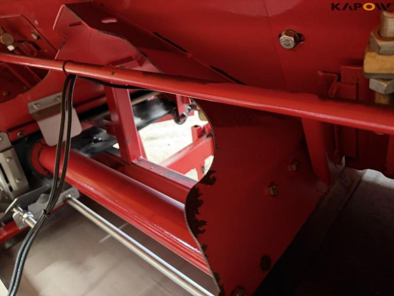 Bredal B2XL fertilizer spreader 31