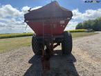 Bredal B4S fertilizer spreader 2