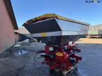 Bredal F2 fertilizer spreader 4