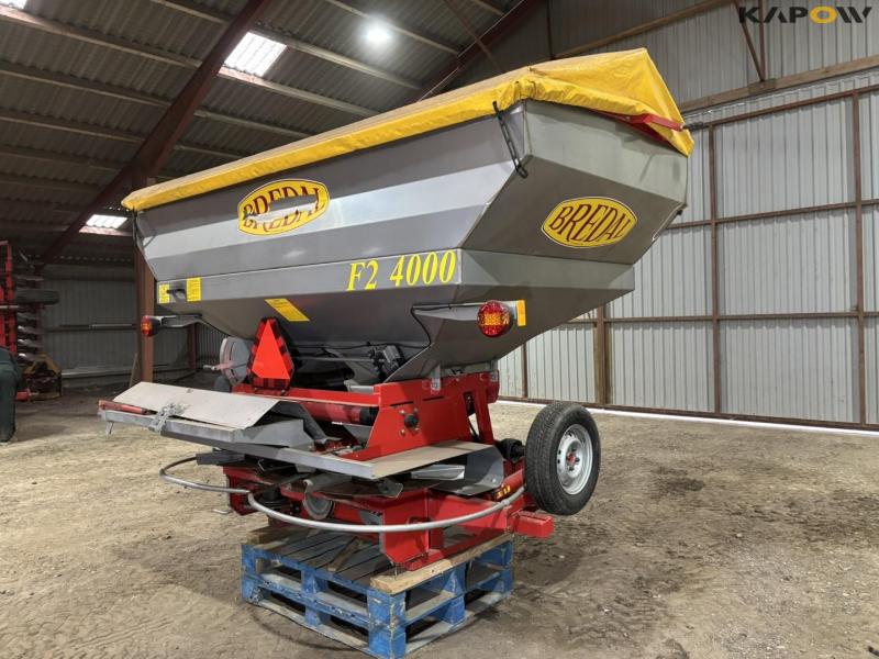 Bredal F2RF mounted fertilizer spreader 5