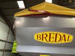 Bredal F2RF mounted fertilizer spreader 36