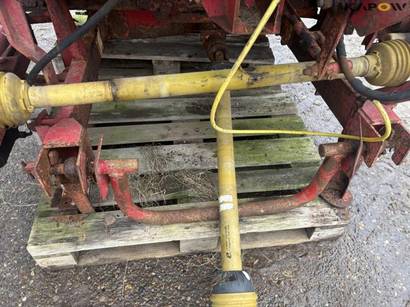 Bredal fertilizer spreader 26