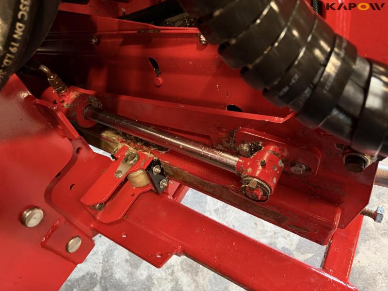 Bredal K165XES lime spreader 37