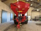 Bredal K165XES lime spreader 2