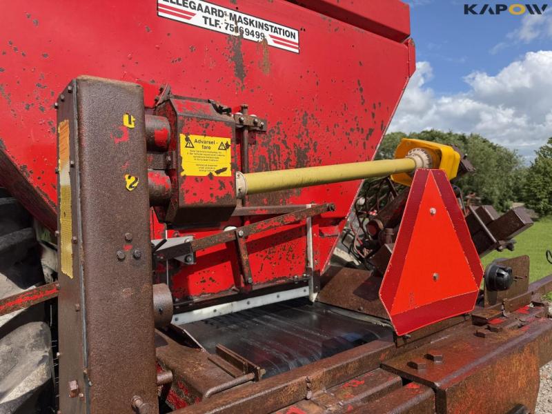 Bredal lime spreader 20