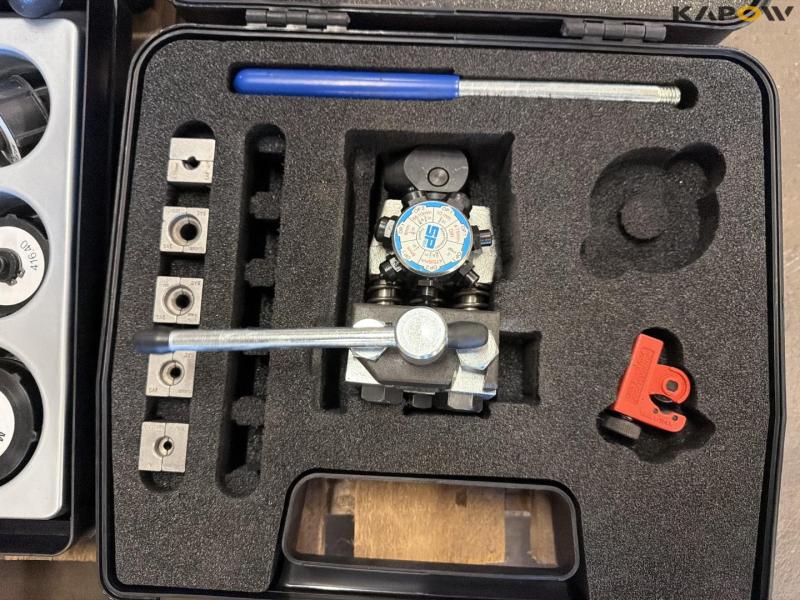 Brake pipe tools and fittings 17