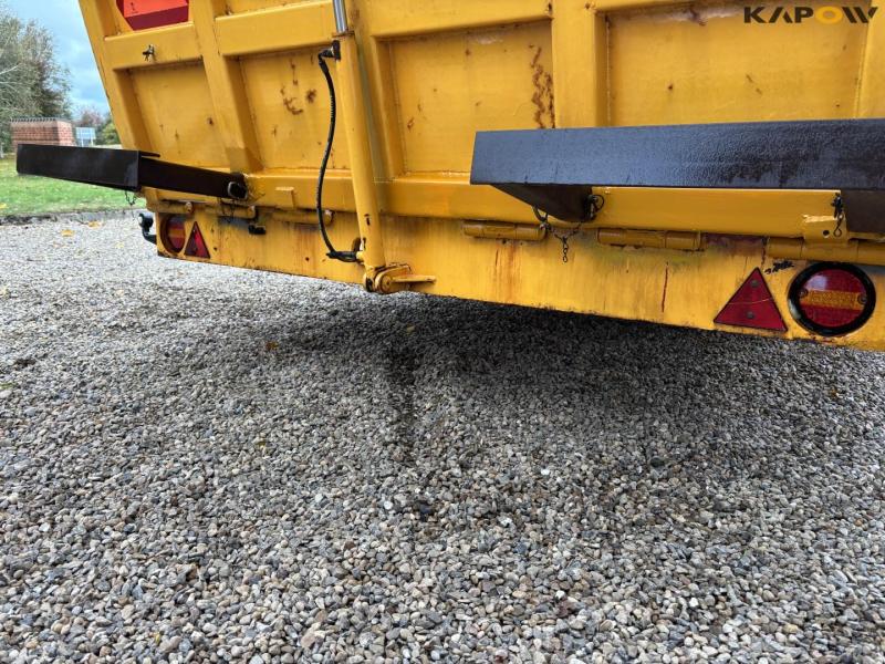 BS wagon block wagon 23