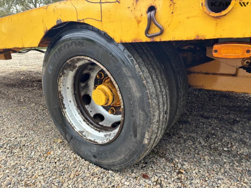 BS wagon block wagon 29