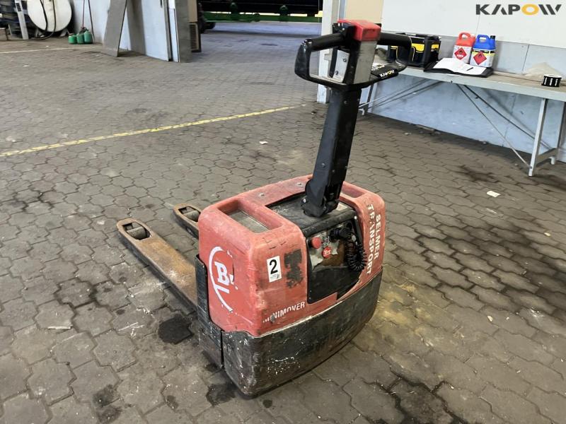 BT electric pallet truck 7