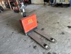 BT LWE 180 electric pallet truck 5