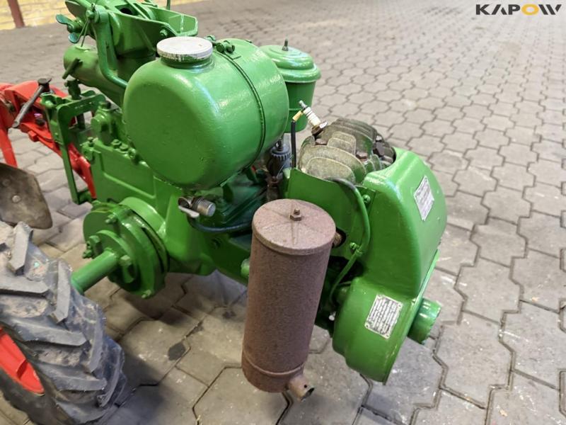 Bungartz tool carrier with plow 20