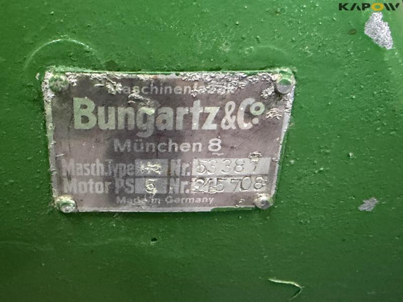 Bungartz tool carrier with plow 29