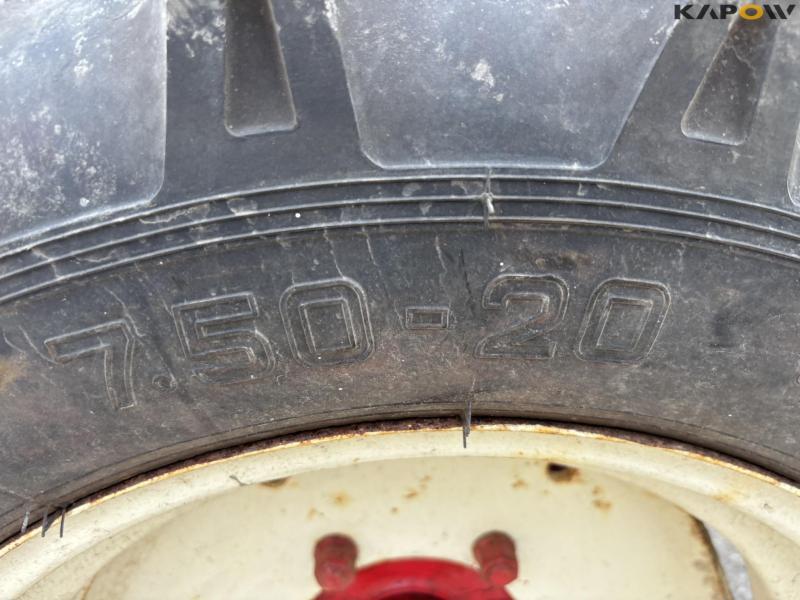 Bungartz T7 tractor 27