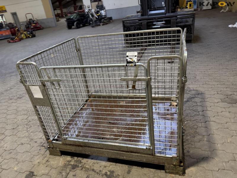 Cage 6