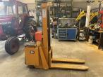 BV S12 Electric pallet stacker 5