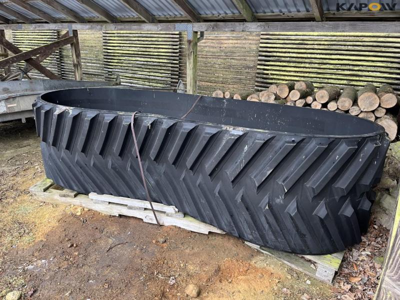 Camoplast 634-3023 belt 1