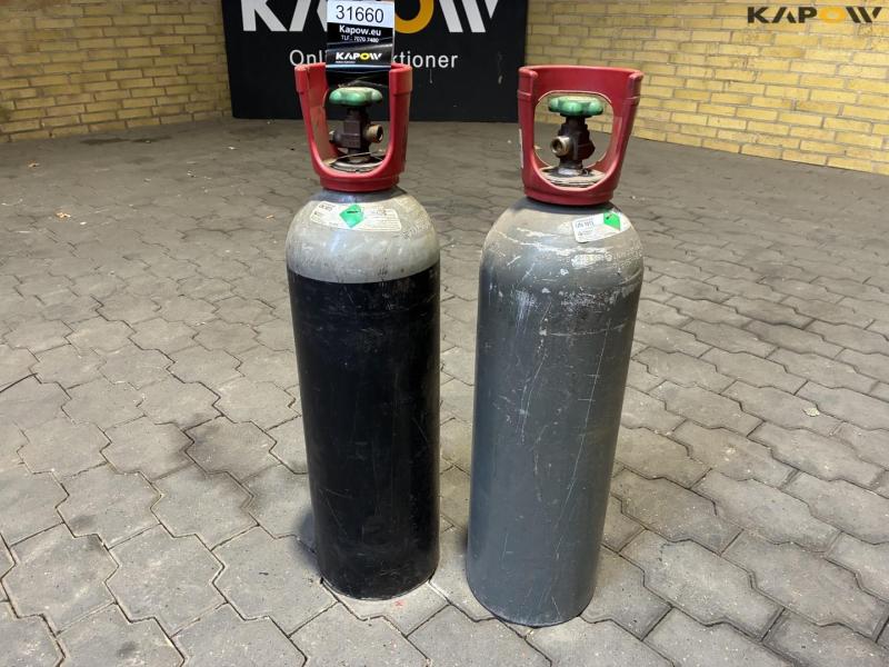 Carbon dioxide 10kg bottles 1