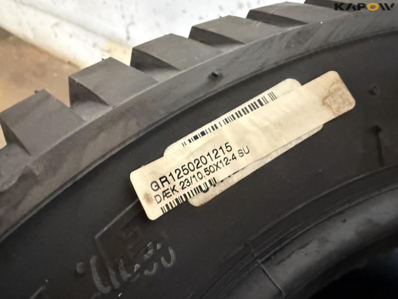 Carlisle 23x10.5-12 tires 5