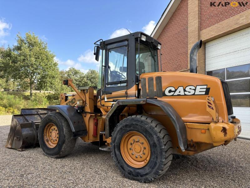Case 521D wheel loader 7