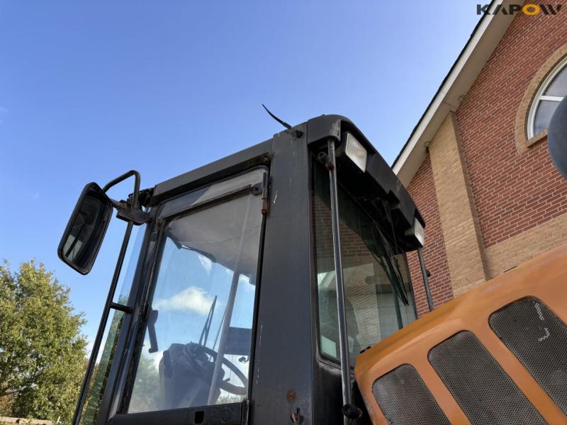 Case 521D wheel loader 23