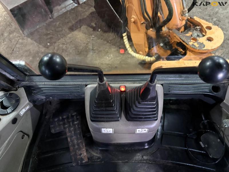 Case 695 backhoe loader 52