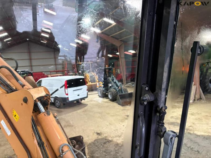 Case 695 backhoe loader 53