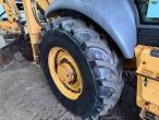 Case 695 backhoe loader 38