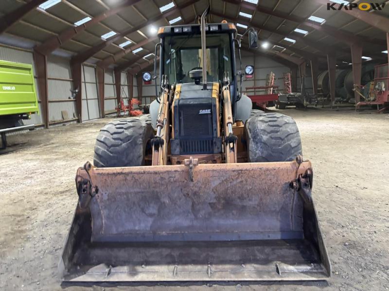 Case 695SM backhoe loader 2